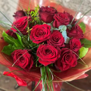 Two Dozen Luxury Ecuadorian Explorer Roses